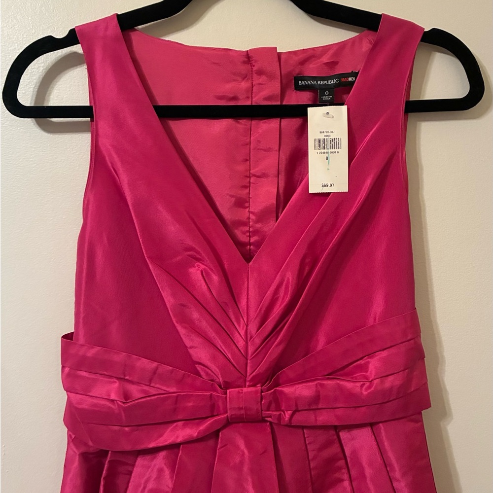 NWT “Mad Men” Banana Republic Fuschia Silk V-Neck Betty Dress 50s 60s Retro 0 - Picture 4 of 12